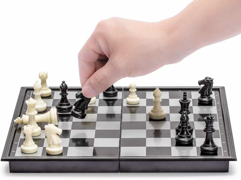 Ajedrez Magnético Portátil — Juego de Mesa Plegable 25 x 25 cm