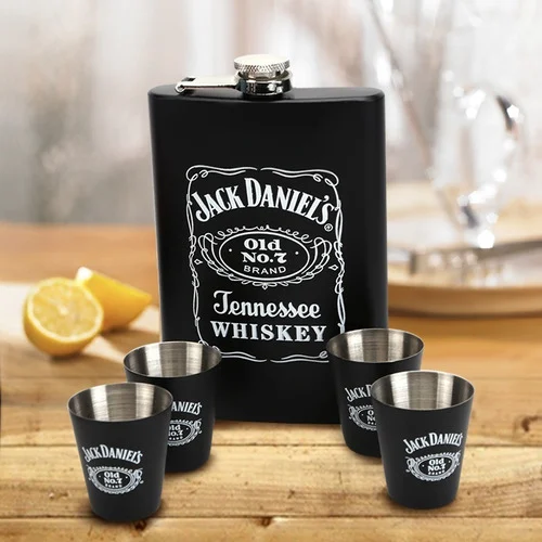Licorera Whiskera 9 Oz Acero Inoxidable 4 Copas + Embudo
